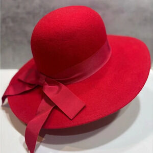 Red 100% Women’s Wool Hat Bonnet Fedora